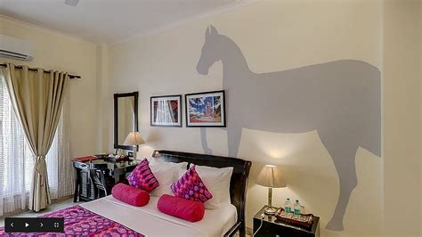 COLONEL'S RETREAT (New Delhi) - B&B Reviews, Photos, Rate Comparison ...