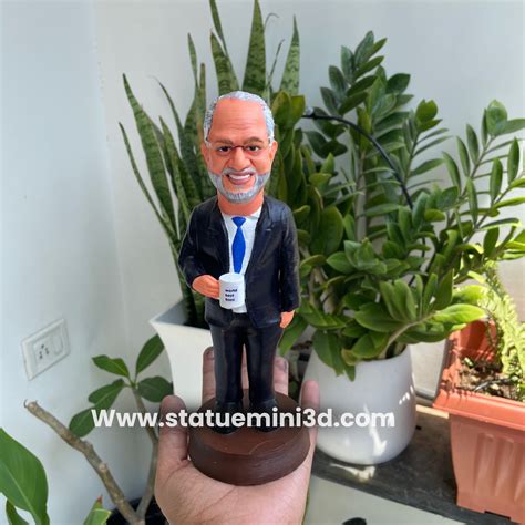 statuemini3d