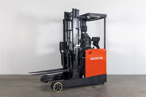 Sit Down Electric Forklift Buying Guide | Meenyon