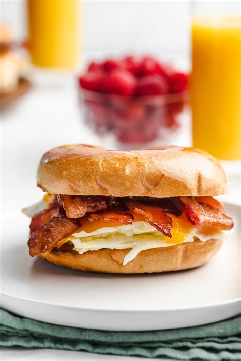 Bacon Egg and Cheese Bagel (Easy & Satisfying Breakfast Sandwich)