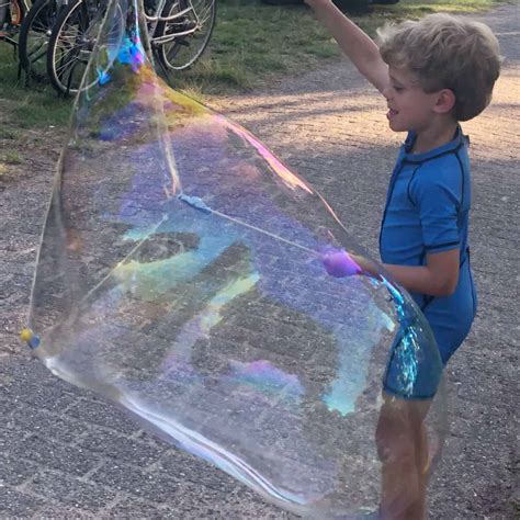 Giant Bubble Recipe - Emma Owl