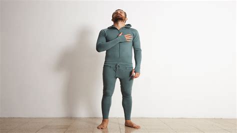 Buying Best Thermal Wear for Men: Ultimate Comfort and Warmth | Apparel ...