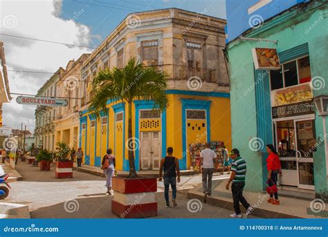 SANTA CLARA, CUBA: Street Trader on the Street in the Revolution City ...