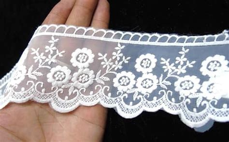 Strala White Color Laces for Dresses, Sarees, Lehenga, Suits, Bags ...