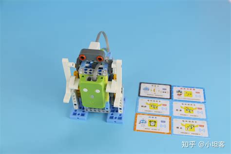 机器人设计-从零打造儿童早教机器人_品物设计-工业产品设计_产品外观结构设计|北京、上海、杭州、深圳均有分公司