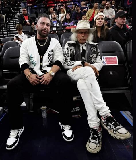 James F. Goldstein (@jamesfgoldstein) • Instagram photos and videos