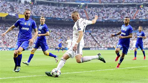 Karim Benzema out for Real Madrid with hamstring injury - ESPN