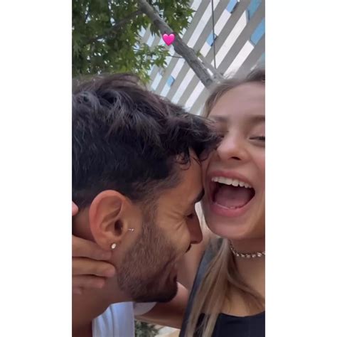 Skarleth Labra y Jorge Aldoney comparten tierno video por las calles de ...