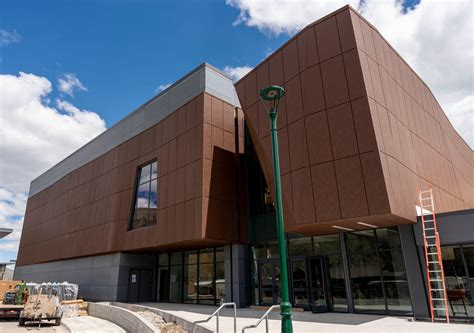 New health fair draws patients | Health | jhnewsandguide.com