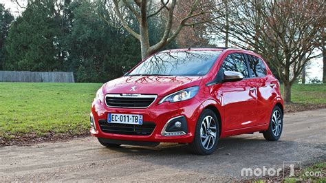 Peugeot 108 12 Puretech 82 Allure - Peugeot 108 Review