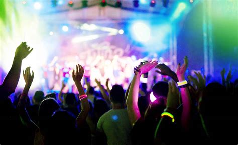 Spring Festival Musical Instrument 的图像结果