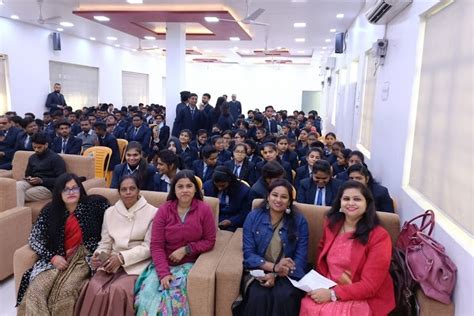 S.J Institute of Pharmacy Ramaipur Kanpur Campus: Photos, Virtual Tour