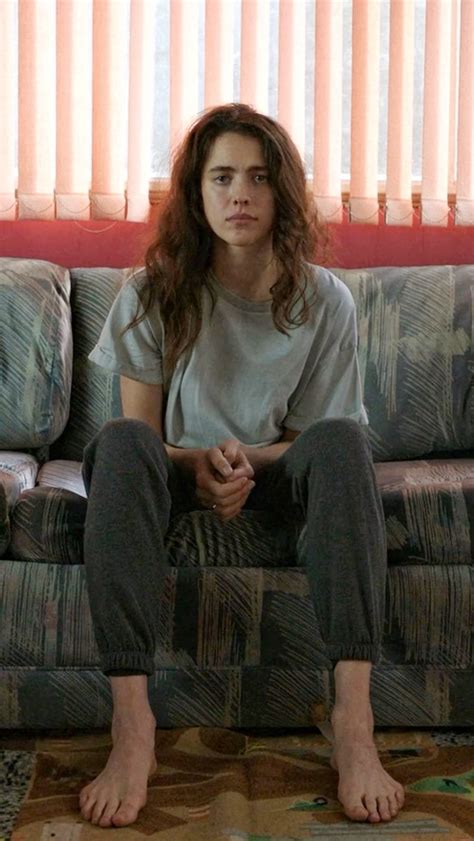 Margaret Qualley's feet