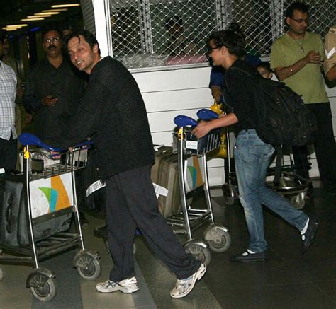 Bollywood stars return from TOIFA - India Today