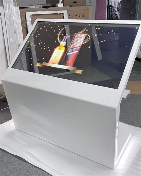 Transparent Display Screen 的图像结果