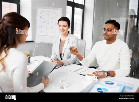 Job Recruiting 的图像结果