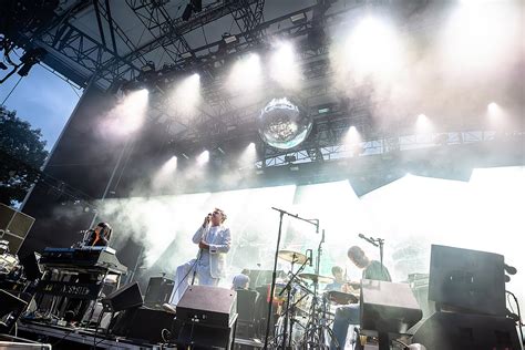 LCD Soundsystem, Jamie xx, IDLES & L'Rain had Forest Hills Stadium dancing (pics, setlists, review)