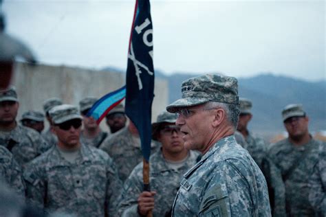 CSA visits deployed Soldiers and Marines in Afghanistan | Article | The ...