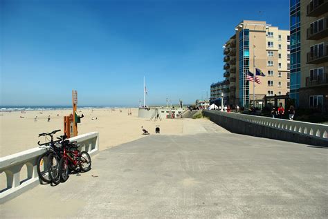 Seaside Promenade by the beach in Oregon image - Free stock photo ...