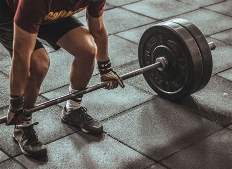 Unlock Weight Loss: How Weightlifting Burns Calories