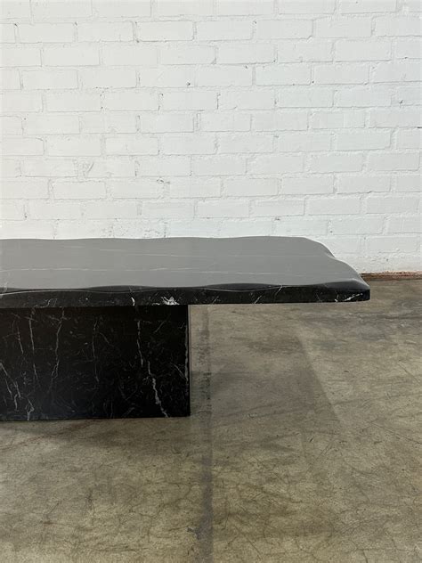 Free form wavy coffee table — VINTAGE ON POINT