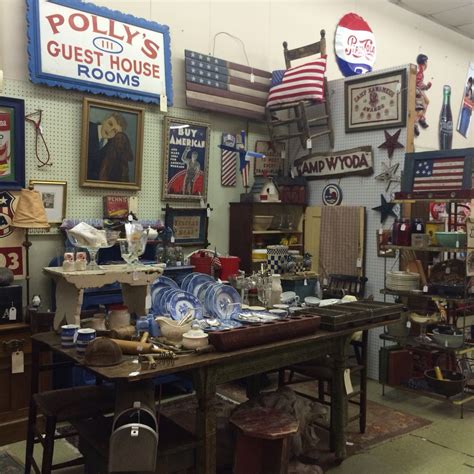 Big Shanty Antiques - Stop by Antiques-Brocante's (V-12) Americana ...