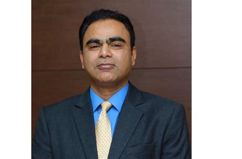 Reskilling mobility workforce in the age of electronics and software ...