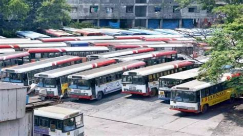 Hyderabad: Antique Albion Bus turns major attraction at TSRTC Grand Bus ...