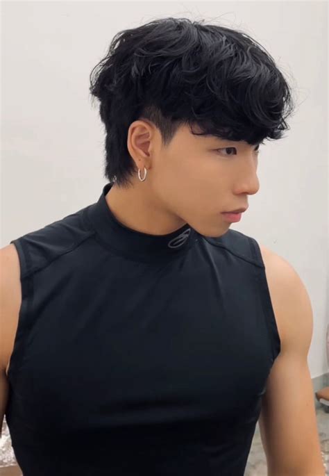 Pin by Loser 🐯 on Hair in 2025 | Asian haircut, Fade haircut curly hair ...