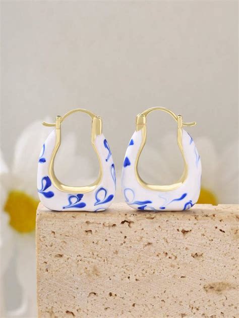 1 Pair Stylish Asymmetrical Blue And White Porcelain Hoop Earrings ...