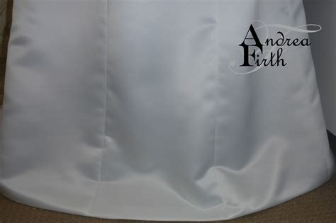 Obsessive Creativeness: Tutorial: Hemming a lined wedding dress with horsehair braid