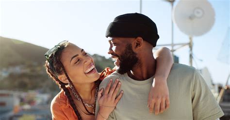 Exploring Consensual Non-Monogamy: Pros And Cons