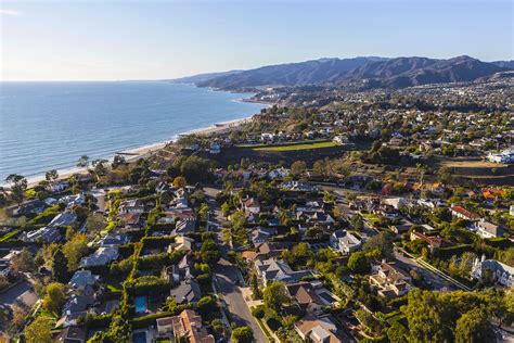 5 Of The Prettiest Neighborhoods In L.a. | Neighborhoods.com ...