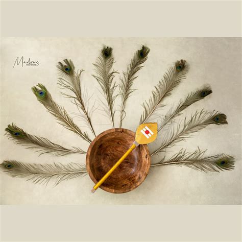 Traditional Theme – Madras Prop Store