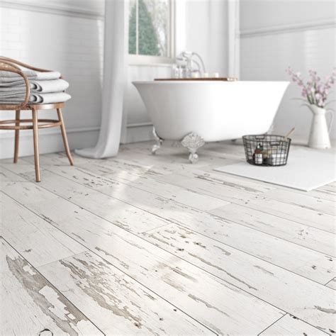 Everything You Need To Know About Waterproof Vinyl Plank Flooring ...