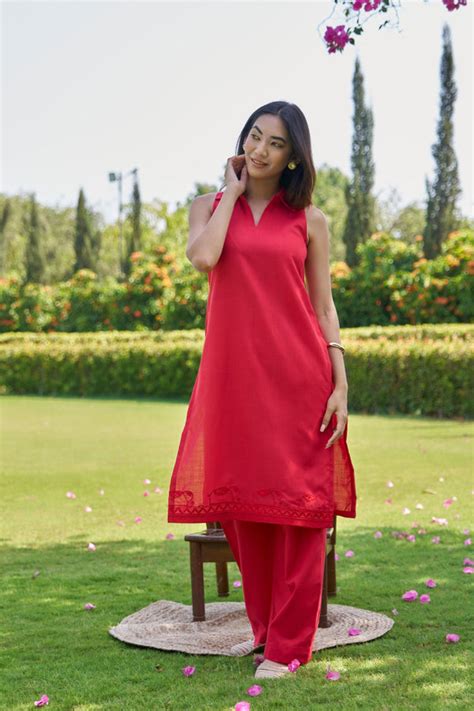 Top clothing brands in india for ladies | Houseofmira – HOUSE OF MIRA