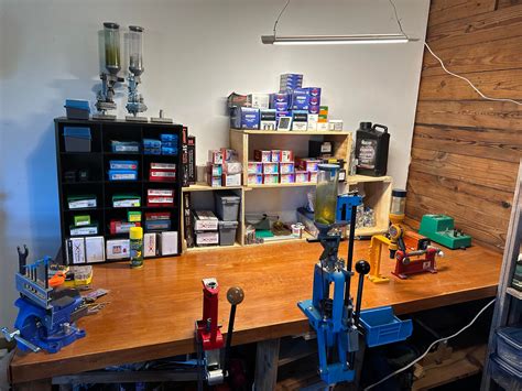 New home, new bench : r/reloading