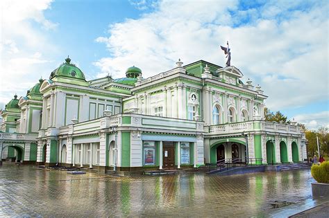 Омский академический театр драмы: репертуар, стоимость билетов, адрес ...