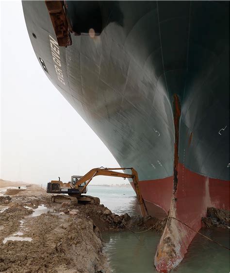 suez-canal Meme Generator