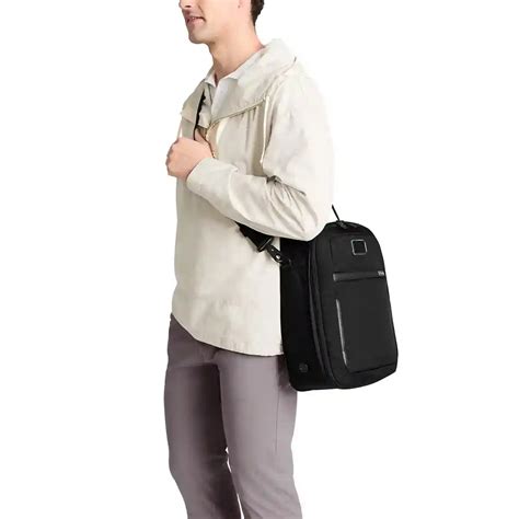 TUMI India Official Site | Luggage, Backpacks, Bags || Tumi© | tumi.in