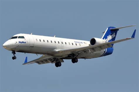 Bombardier CRJ100/200 - Wikiwand