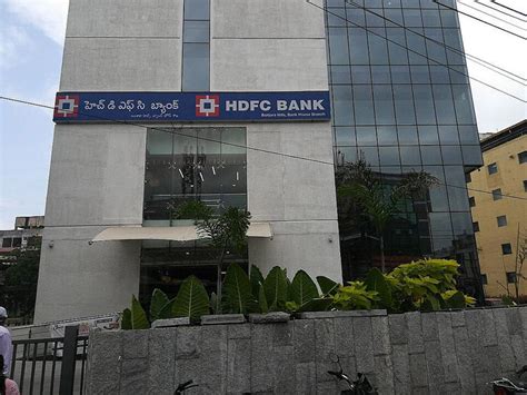 HDFC Bank denies fraud allegations by Lilavati Trust; calls them smear ...
