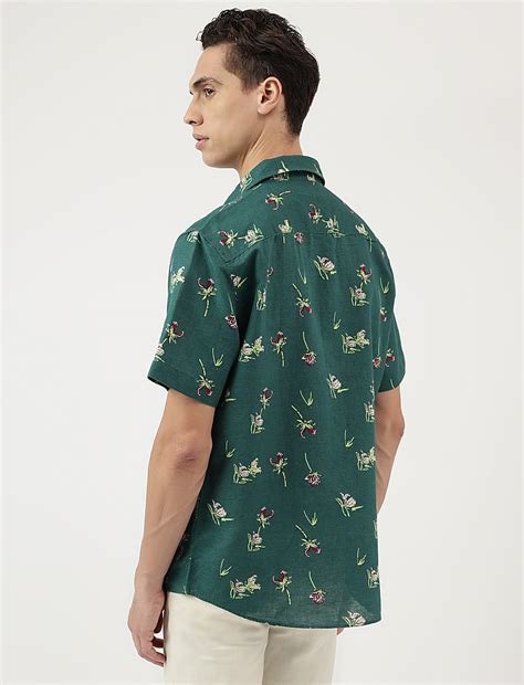 Buy Relaxed Fit Spread Collar Shirt at Marks & Spencer