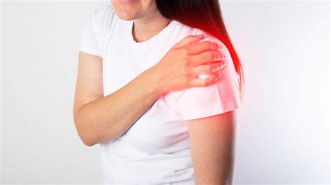 Shoulder Ligament Tear? Don't Despair! Your Guide to Healing and Victory