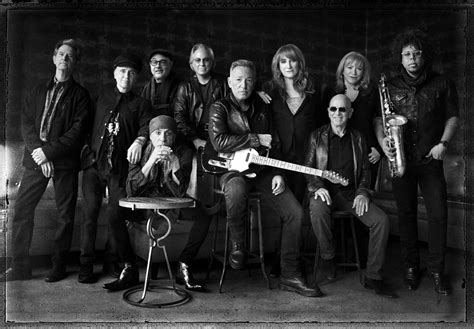 Springsteen Introduces Band 的图像结果