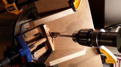 Router Table Plug 的图像结果