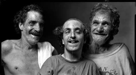Inside the home of ‘most famous inbred family’ The Whittakers who ‘speak in grunts’ and their ...