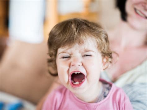 Warning signs of a social / cognitive delay | BabyCenter