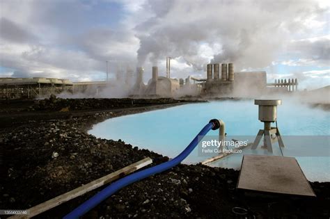 Geothermal Energy: The Pros and Cons of Geothermal Power Plants ...