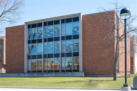 University of Windsor Leddy Library – Thomas Guignard photography